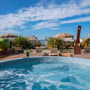 Отель Western Premier Le Patio Des Artistes Wellness Jacuzzi, Канны